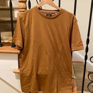 LeBreve Men’s T